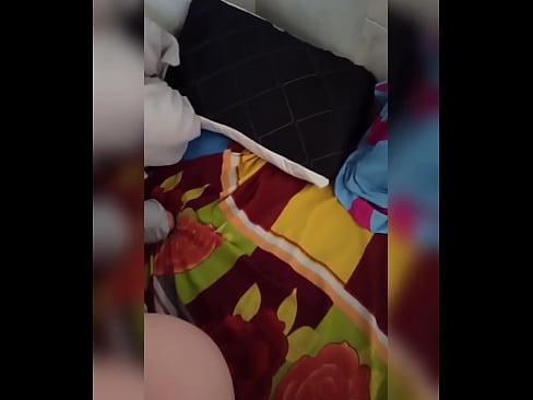 ❤️ Wandinogara naye anogara ega kumba nekuti murume wake anoenda kuzororo ini ndinotora mukana wekusvira nekuzadza mbongoro yake nemukaka. kwatiri ❌❤